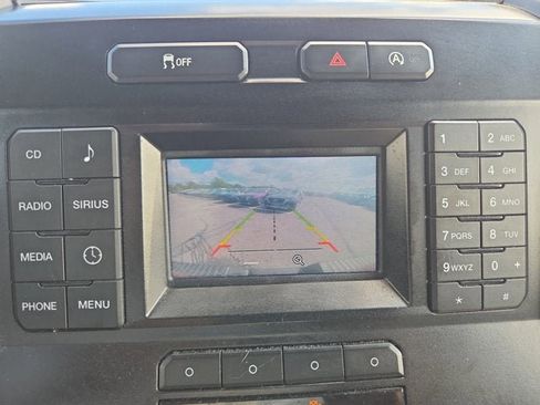 Used 2016 Ford F150 XLT w/ Trailer Tow Package image 18
