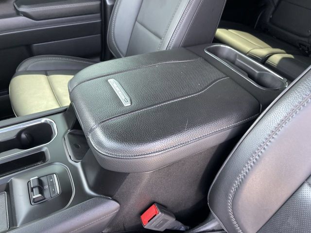 Used 2024 GMC Sierra 2500 Denali w/ Denali Reserve Package AWD/4WD image 20