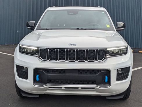 Used 2022 Jeep Grand Cherokee Overland w/ Advanced Protech Group III image 3