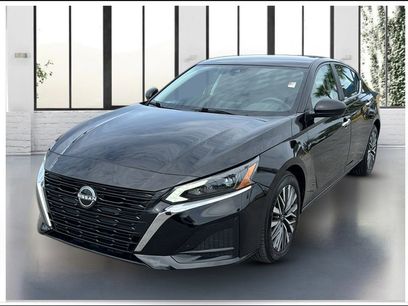 Used 2025 Nissan Altima 2.5 SV
