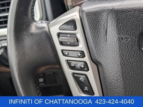 Used 2018 Nissan Titan SL AWD/4WD image 24
