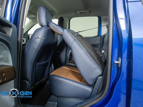 Used 2023 Ford Maverick Lariat image 25