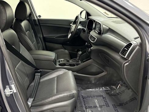 Used 2021 Hyundai Tucson Limited image 28