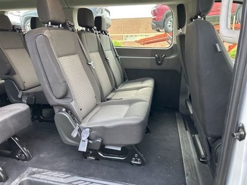 Used 2024 Ford Transit 350 XLT RWD image 9