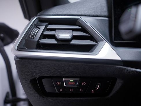 Used 2023 BMW i4 eDrive40 w/ M Sport Package image 19