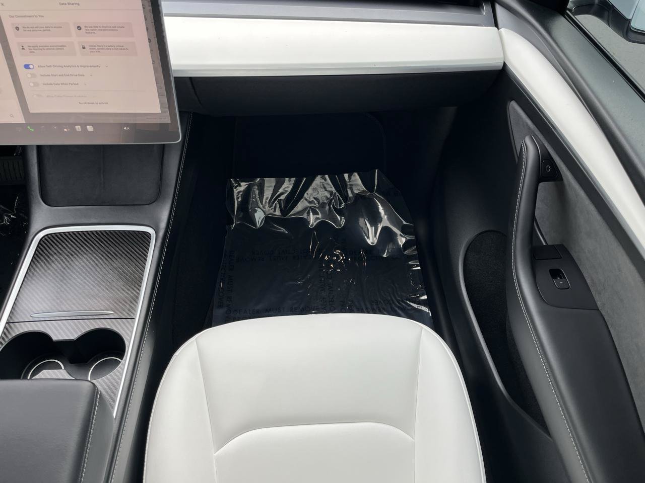 Used 2024 Tesla Model Y Long Range AWD/4WD image 10