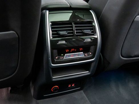 Certified 2023 BMW X7 xDrive40i w/ Premium Package image 22