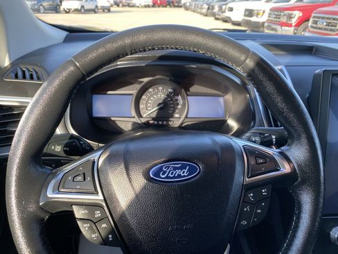 Used 2022 Ford Edge Titanium w/ Equipment Group 301A image 21