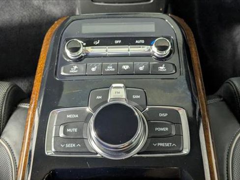 Used 2017 Genesis G90 3.3T Premium image 19