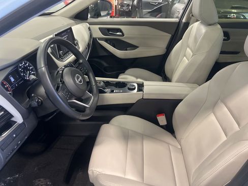 Certified 2023 Nissan Rogue SL image 4