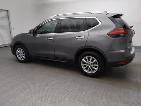 Used 2019 Nissan Rogue S w/ Special Edition Package FWD image 3