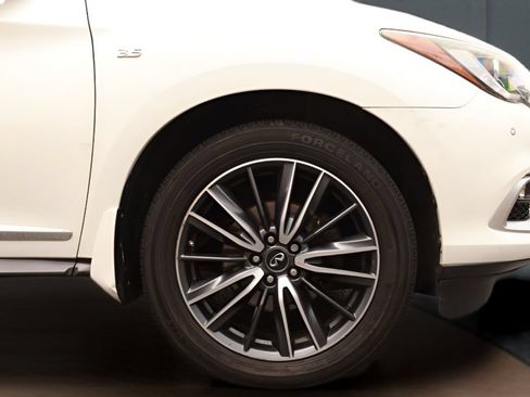Used 2016 INFINITI QX60 Luxe w/ Deluxe Technology Package AWD/4WD image 16