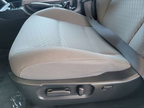 Used 2023 Toyota Tacoma SR5 RWD image 20