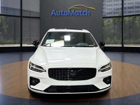 Used 2024 Volvo S60 B5 Plus w/ Climate Package AWD/4WD image 3