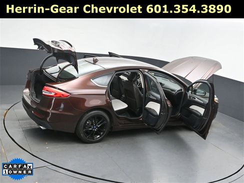 Used 2019 Ford Fusion SE w/ Equipment Group 151A image 50