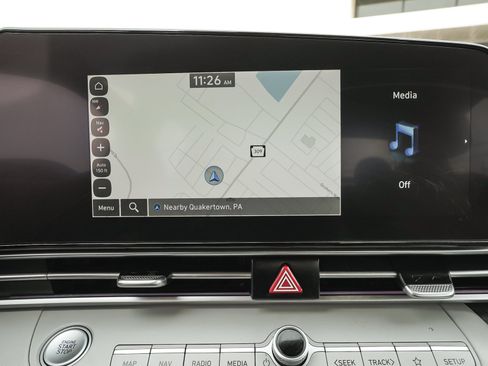 Used 2023 Hyundai Elantra Limited w/ Cargo Package FWD image 31