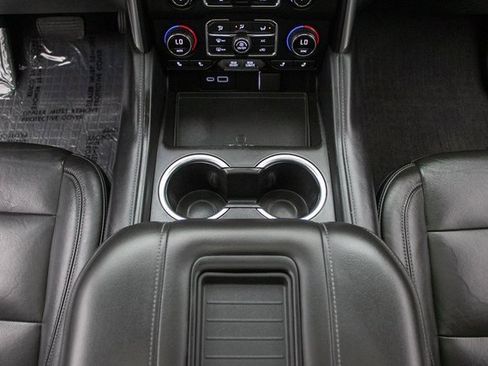 Used 2021 Chevrolet Tahoe Z71 image 22