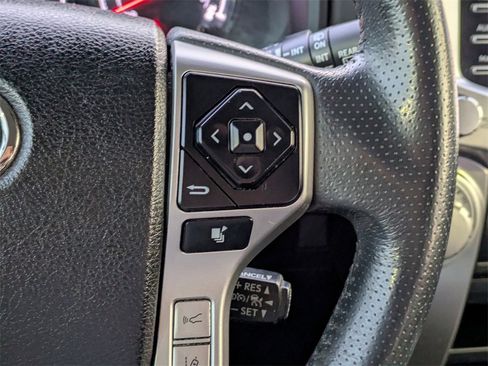 Used 2022 Toyota 4Runner SR5 image 27