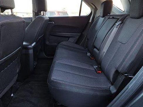 Used 2017 Chevrolet Equinox LS FWD image 16