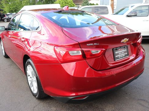 Used 2025 Chevrolet Malibu LT FWD image 3