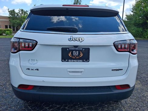 Used 2024 Jeep Compass Latitude AWD/4WD image 22