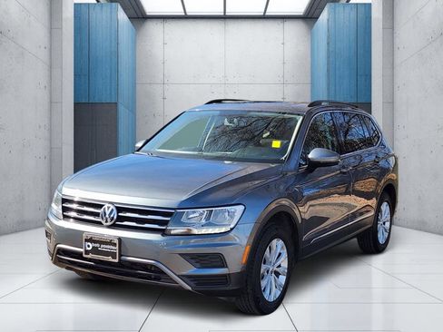 Used 2018 Volkswagen Tiguan SE w/ Panoramic Sunroof Package image 22