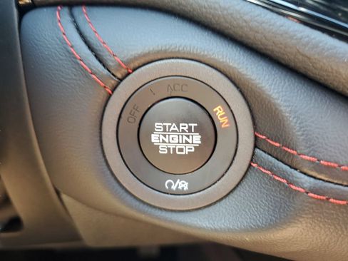 Used 2025 Dodge Durango GT AWD/4WD image 24
