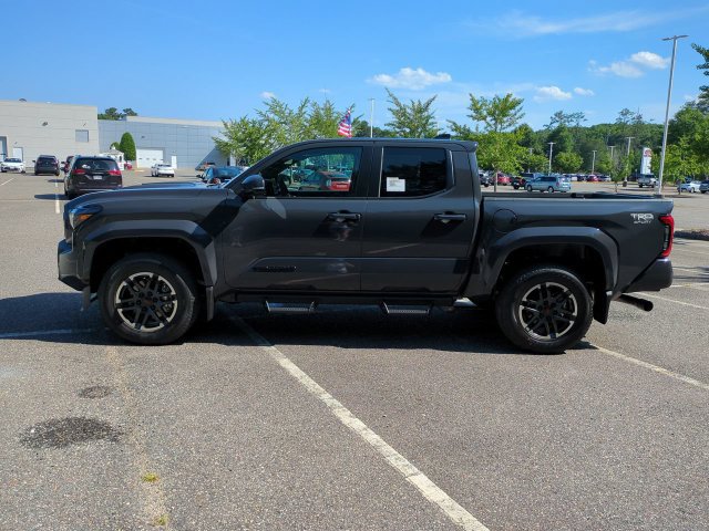 Used 2026 Toyota Tacoma TRD Sport w/ TRD Sport Premium Package AWD/4WD image 7