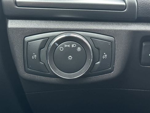 Used 2015 Ford Fusion SE image 27