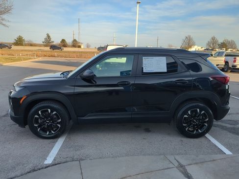 Used 2023 Chevrolet TrailBlazer LT w/ Convenience Package image 8