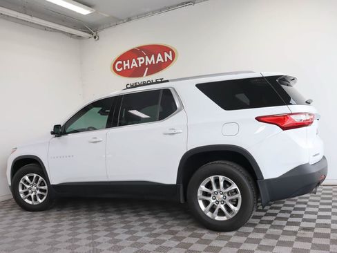 Used 2018 Chevrolet Traverse LT FWD image 3