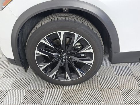 Used 2025 MAZDA CX-90 Plug-In Hybrid w/ Premium Plus image 8