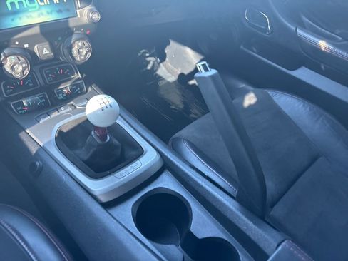 Used 2014 Chevrolet Camaro ZL1 image 25