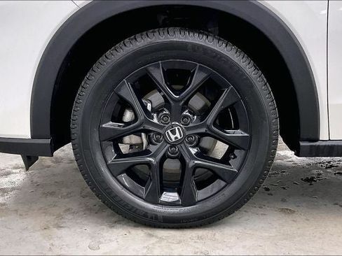 Certified 2024 Honda HR-V Sport image 10