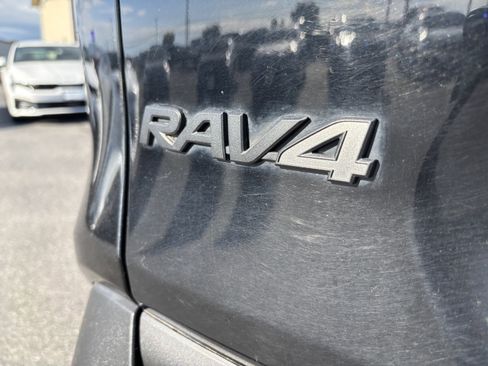 Used 2022 Toyota RAV4 Adventure AWD/4WD image 11