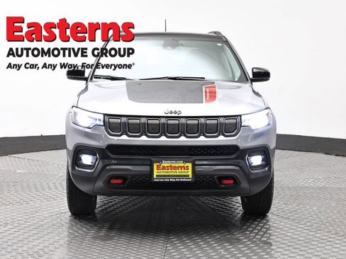 Used 2022 Jeep Compass Trailhawk w/ Trailhawk Elite Group AWD/4WD image 2