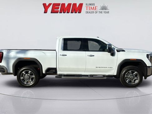 New 2026 GMC Sierra 2500 SLT w/ SLT Premium Package image 10