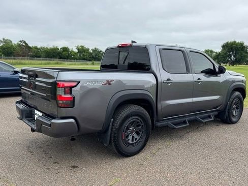 Used 2026 Nissan Frontier Pro-X w/ Tow Package RWD image 6
