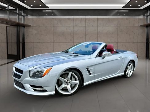 Used 2013 Mercedes-Benz SL 550 w/ Premium Pkg image 16