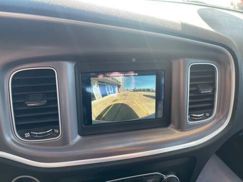 Used 2022 Dodge Charger SXT image 13