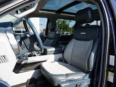 Used 2021 Ford F150 Limited image 14