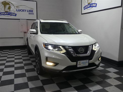 Used 2017 Nissan Rogue SL w/ SL Premium Package AWD/4WD image 5