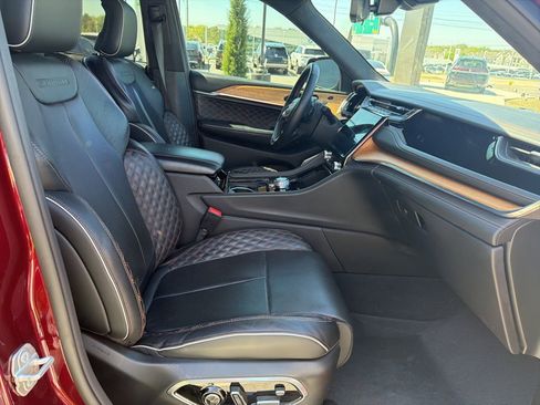 Used 2022 Jeep Grand Cherokee Summit image 15