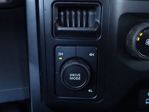 Used 2023 Ford F150 XLT AWD/4WD image 35