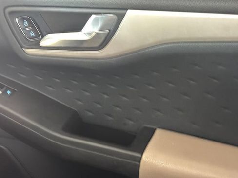 Used 2020 Ford Escape SEL FWD image 31