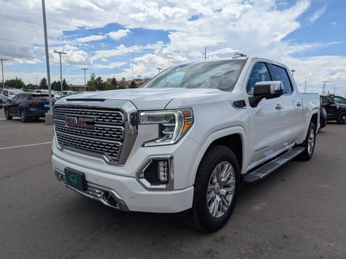 Certified 2022 GMC Sierra 1500 Denali w/ Driver Alert Package II AWD/4WD image 7