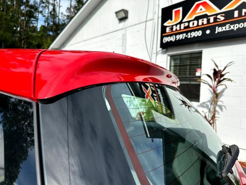 Used 2004 Toyota Matrix image 15