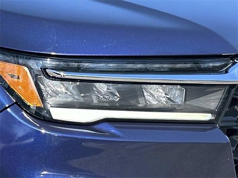 Used 2023 Honda Pilot Elite image 10