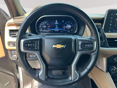 Used 2023 Chevrolet Suburban Premier w/ Premium Package AWD/4WD image 14