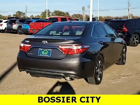 Used 2015 Toyota Camry XSE image 8
